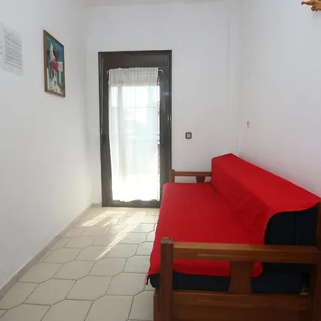Castor Aparthotel *