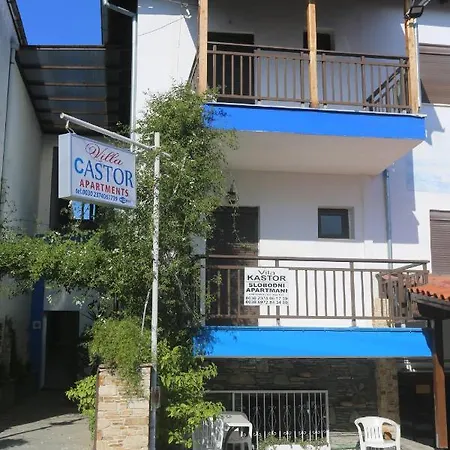 Castor *