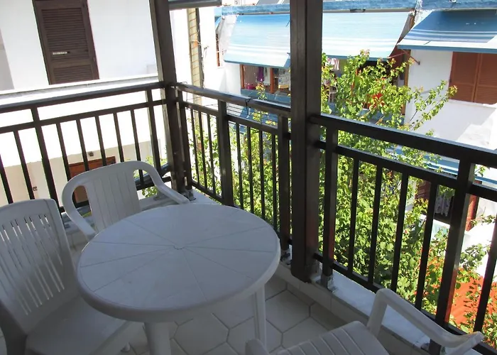 Aparthotel Castor 3*