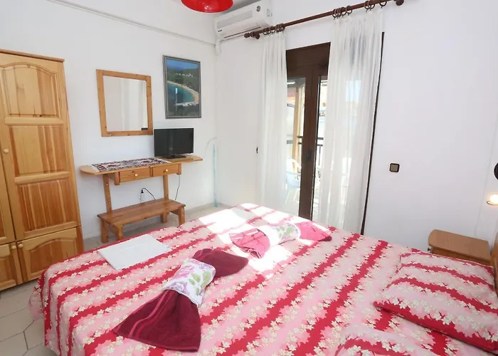 Aparthotel Castor Pefkochori