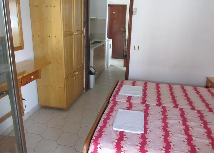 Castor 3* Pefkochori